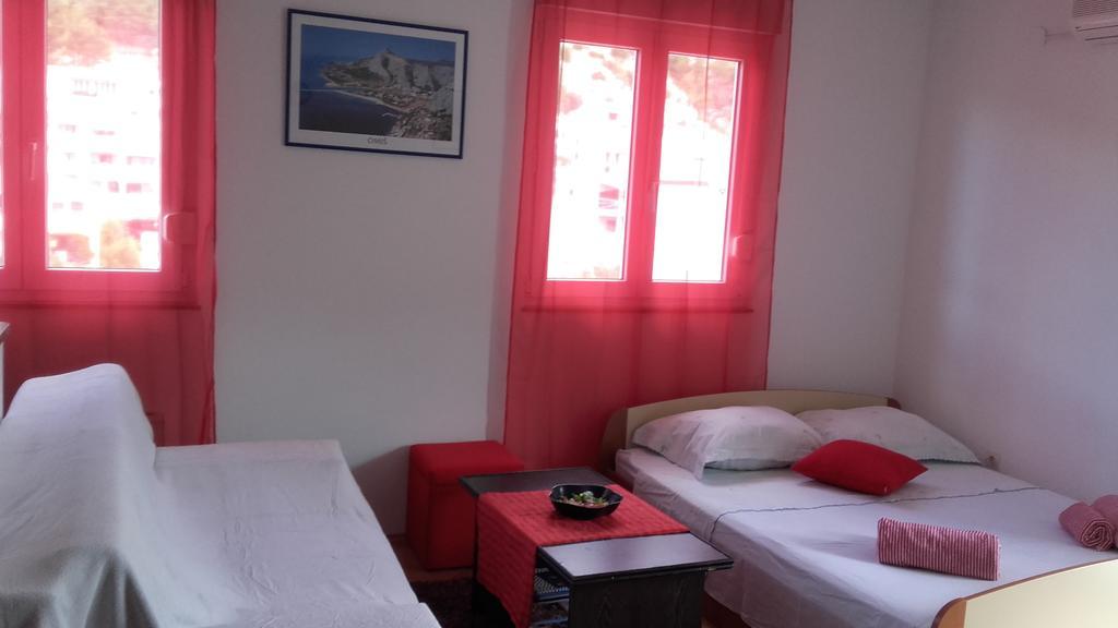Apartment Max 오미스 외부 사진